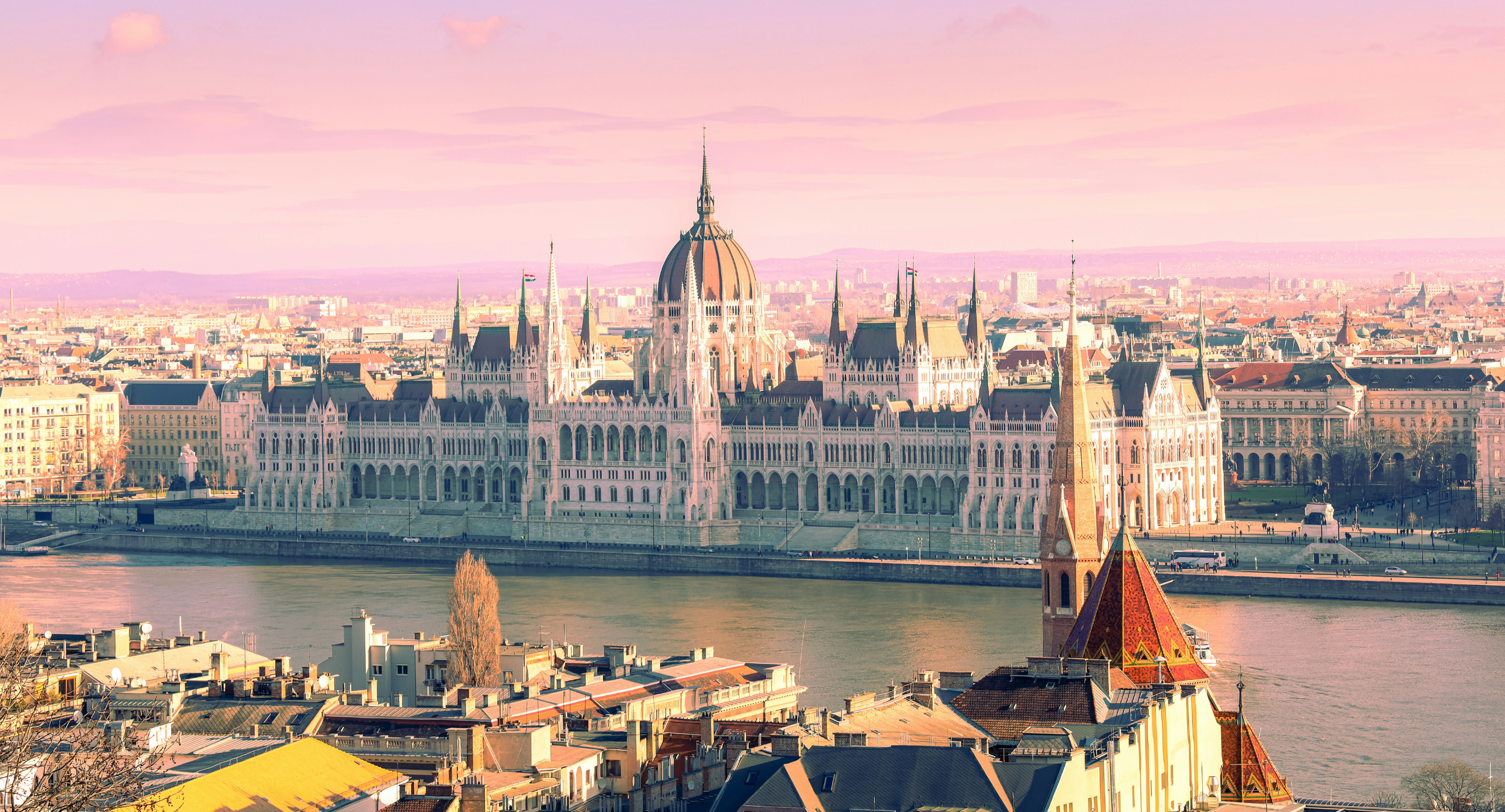 LOCIFYTRIP - YOUR GATEWAY TO THE WORLD